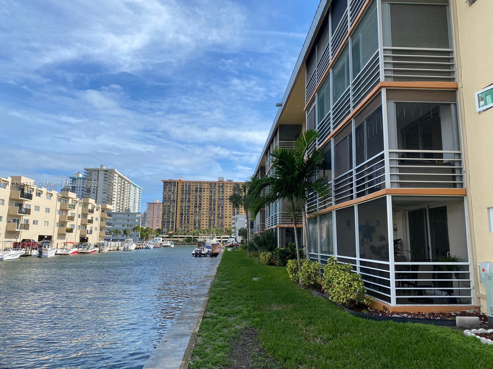 3849 NE 169th St 201, North Miami Beach, FL 33160