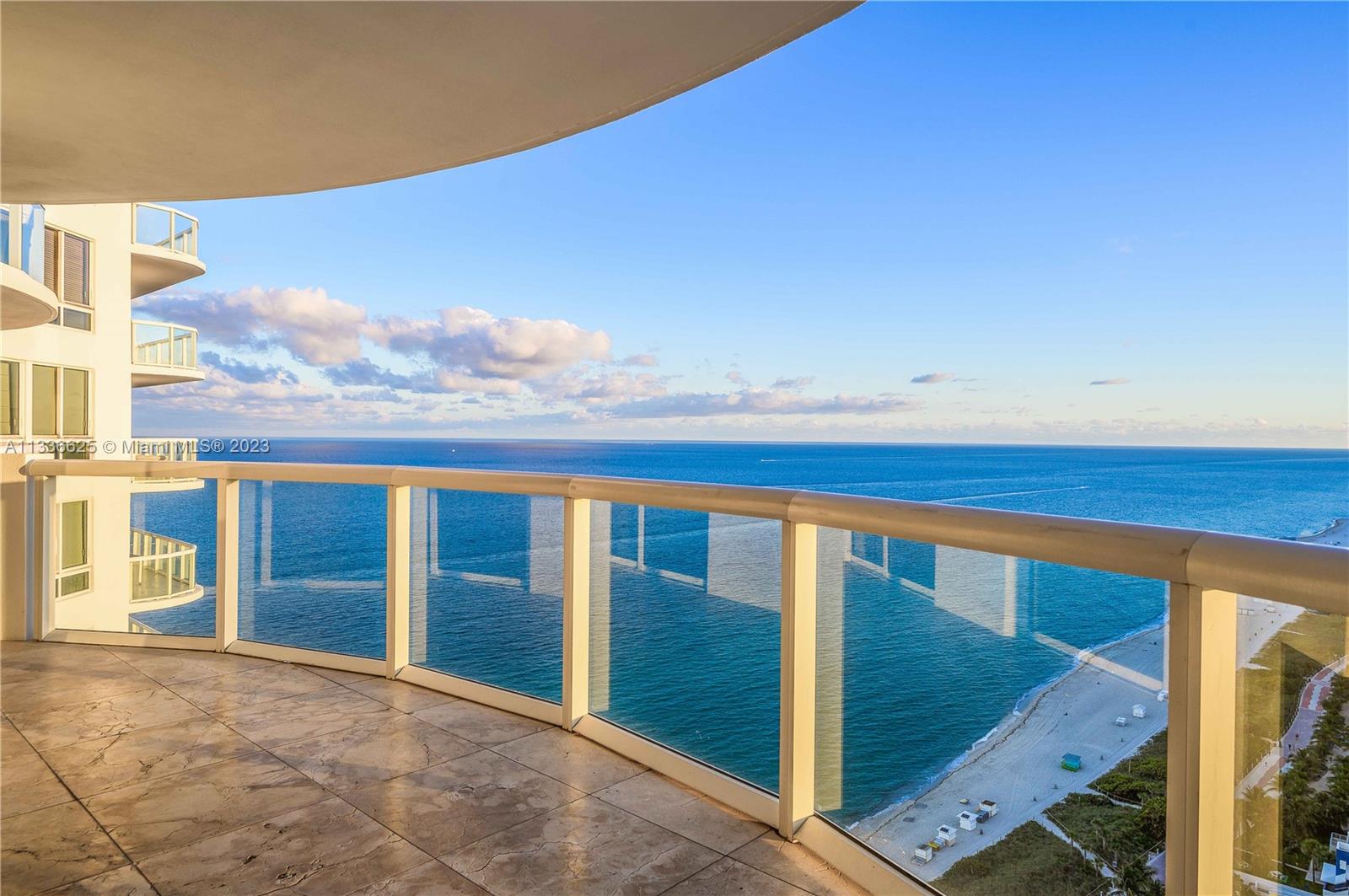 6365 Collins Ave 3106, Miami Beach, FL 33141
