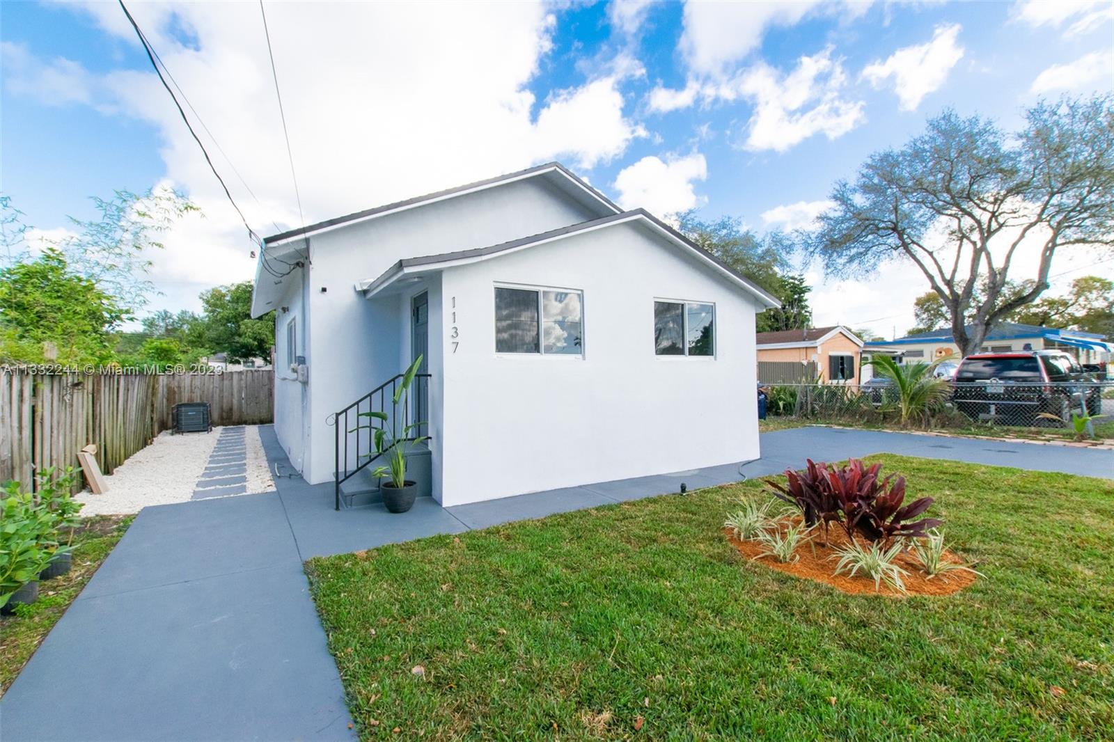 1137 NW 55th St  For Sale A11332244, FL