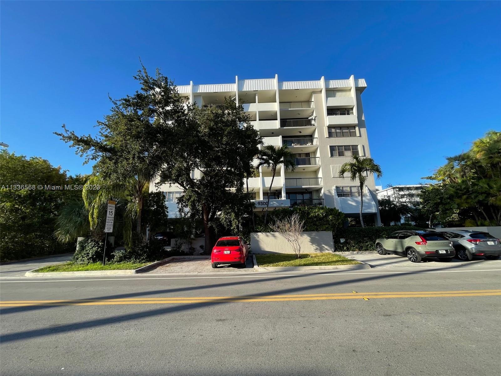ENORMOUS AND BRIGHT CONDO IN THE PRESTIGIOUS BAY HARBOR ISLANDS, GREAT LAYOUT, 2 BEDROOMS, 2 1/2 BATHS, UPDATED KITCHEN, 2 ASSIGNED PARKING SPACES (1 UNDER COVER), WALK IN CLOSET, LARGE BALCONY, POOL, SECURED BUILDING. FULL SIZE WASHER & DRYER INSIDE UNIT, MARBLE FLOORS, HUGE STORAGE UNIT, BRAND NEW A/C, SECURITY CAMERAS, HURRICANE SHUTTERS, GREAT SCHOOLS, JUST STEPS AWAY FROM SPECTACULAR BEACHES, RESTAURANTS & THE FAMED BAL HARBOUR SHOPS.