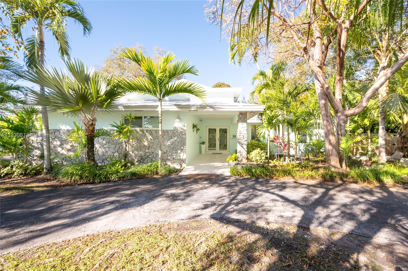 11340 SW 74th Ct  For Sale A11330813, FL