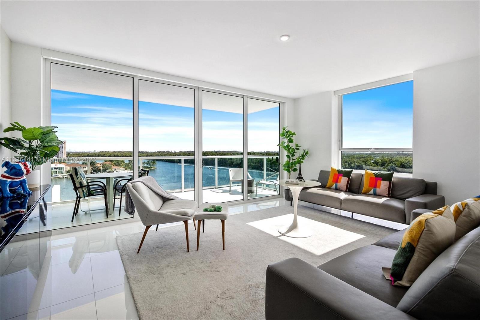 Stunning Intracoastal views from this South-east & flow-through Corner Unit. Best line in the building, 1,688 sq. ft. 3 Bedroom / 3 Bath layout with Italian floors throughout. Open Kitchen concept with Stainless Steel appliances. The building offers Complimentary valet parking; A private spa with saunas, steam rooms, three waterfall Jacuzzis, plus a unique Rejuvenation Center! offering the latest techniques in relaxation and beauty treatments; Bayfront Fitness Center; Olympic-style cascading infinity-edge pool. Perfect for boat lovers as well, Dock Space went and dry available for rent/sale.