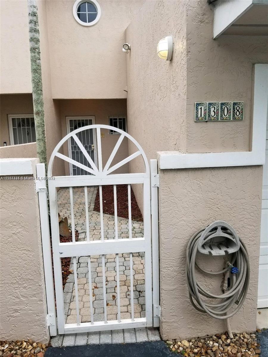 1308 NE 105th St #7 For Sale A11337434, FL