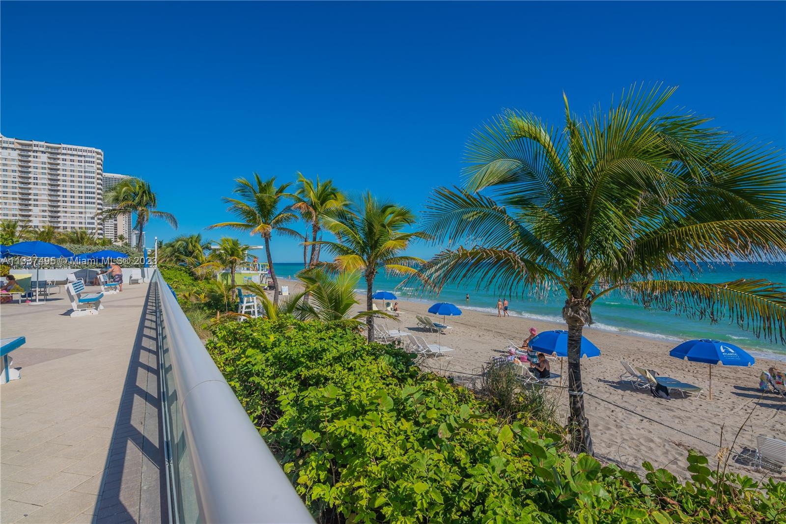 PARKER PLAZA NORTH VIEW BEACHLINE LOOKING