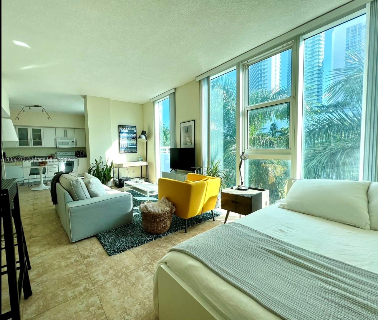Very comfortable studio feels like 1 bedroom, perfectly located in the Edgewater district. Walking distance to restaurants, grocery stores, metro mover, etc. The unit has lots of natural light, full kitchen, washer and dryer in the unit, 1 assigned parking space, tons of additional parking on the street. 1800 Biscayne offers great gym, pool area, a party room. Need 24HR notice to show.
