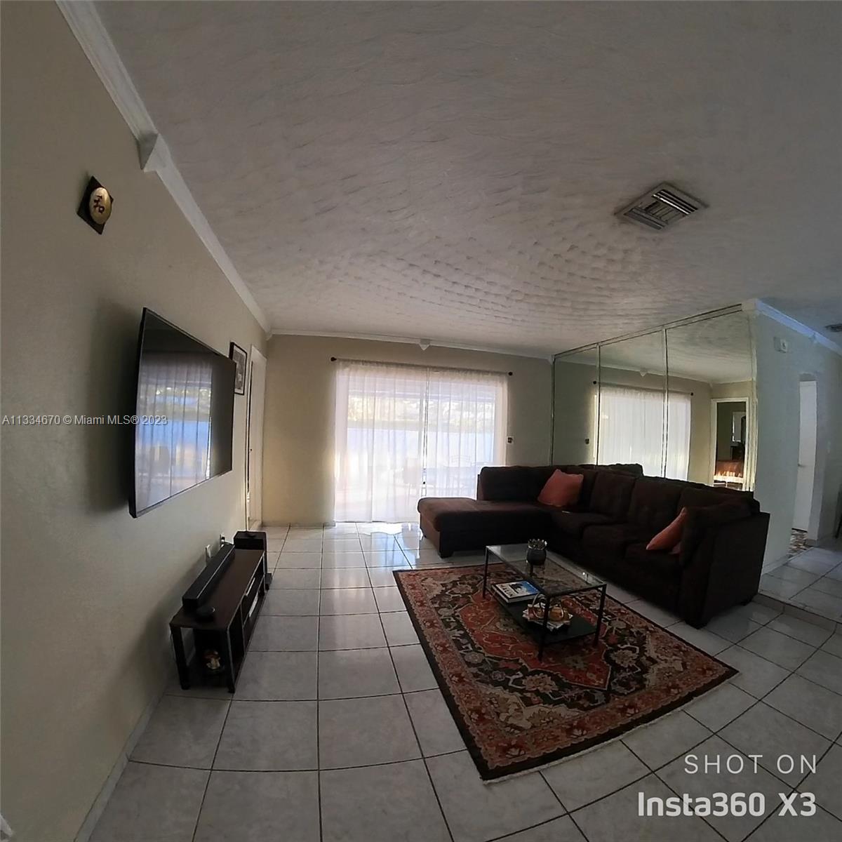 Photo 2 of   in Miami Springs - MLS A11334670