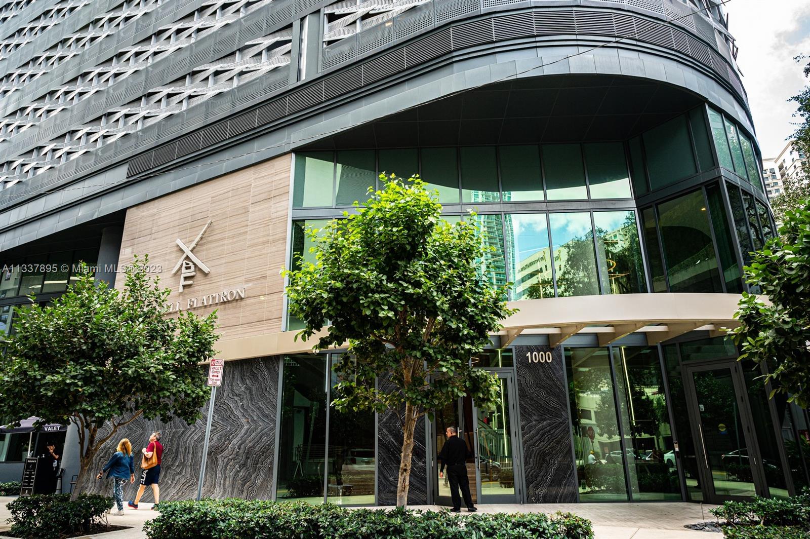 1000 Brickell Plz 1806, Miami, FL 33131