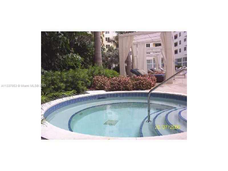 Swimming Pool/Hot Tub/Sauna