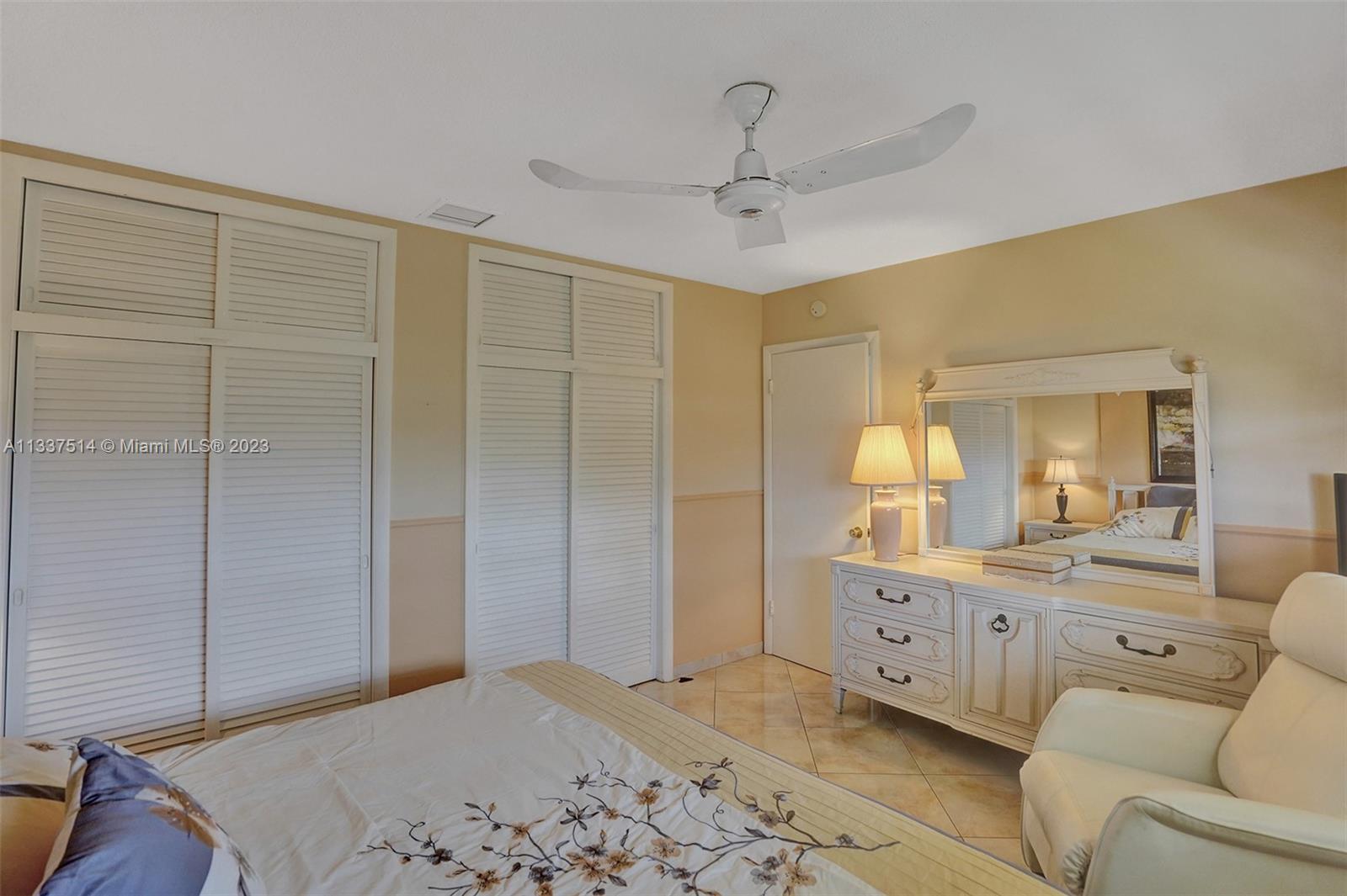 Listing Photo 11