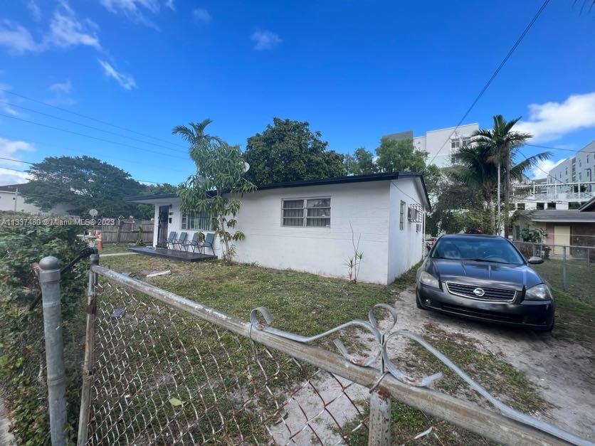 5941 NW 7th Pl  For Sale A11337480, FL