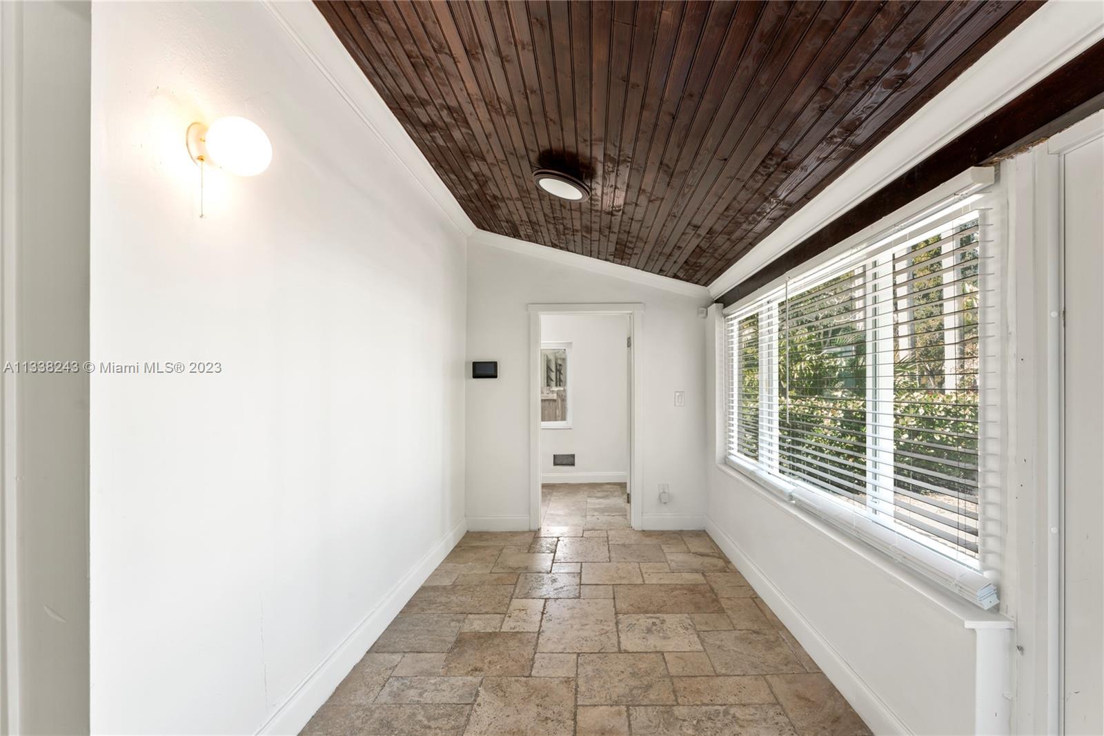 Entry sitting room