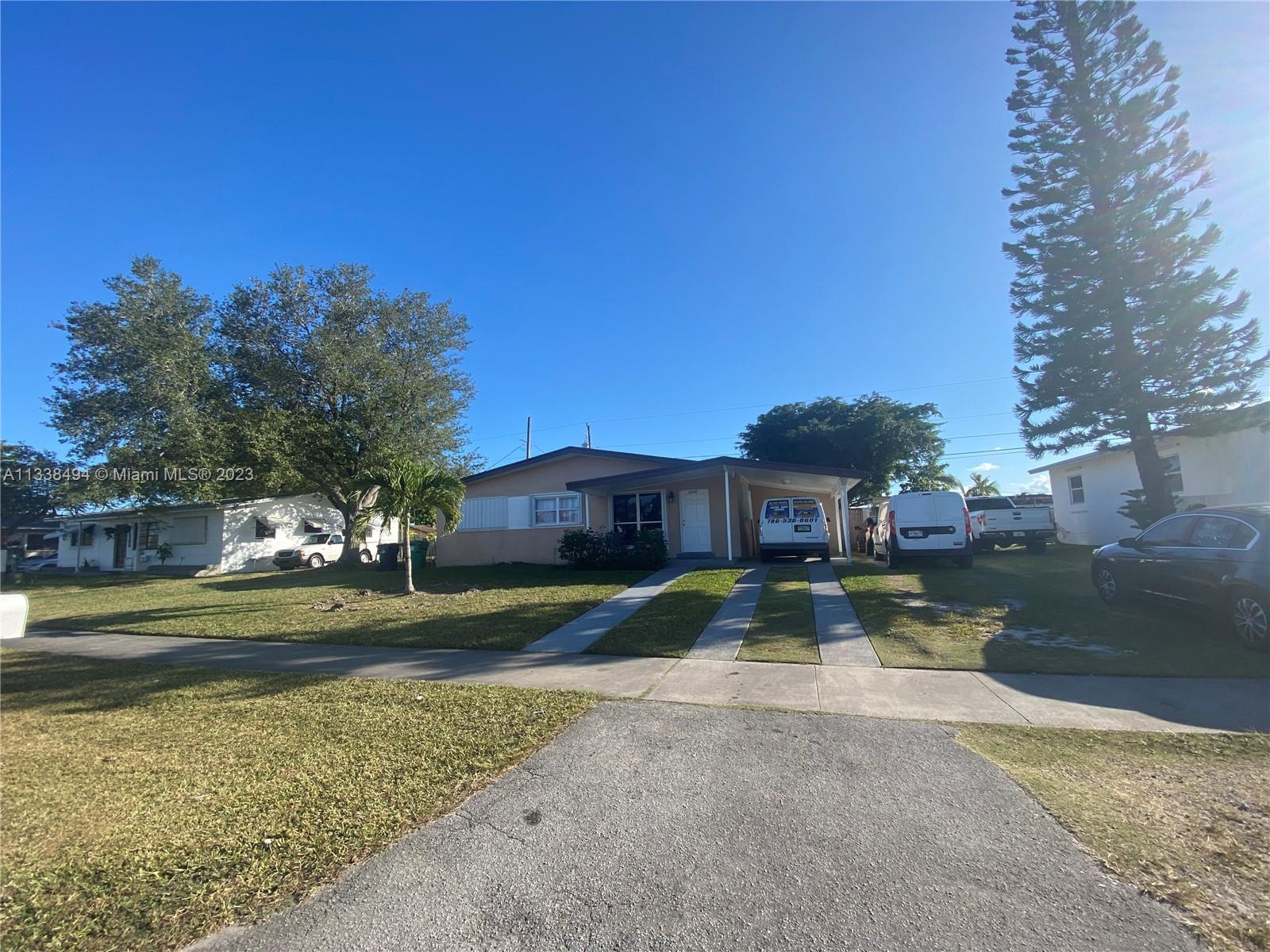 Come see this beautiful home 3 bedrooms and 1 bathroom in a great and loving community.Plenty of parking in your driveway for family get togethers or for a boat on the side of the house.Room for a pool. No association, make this home yours today!! CALL LISTING AGENT FOR MORE INFORMATION.