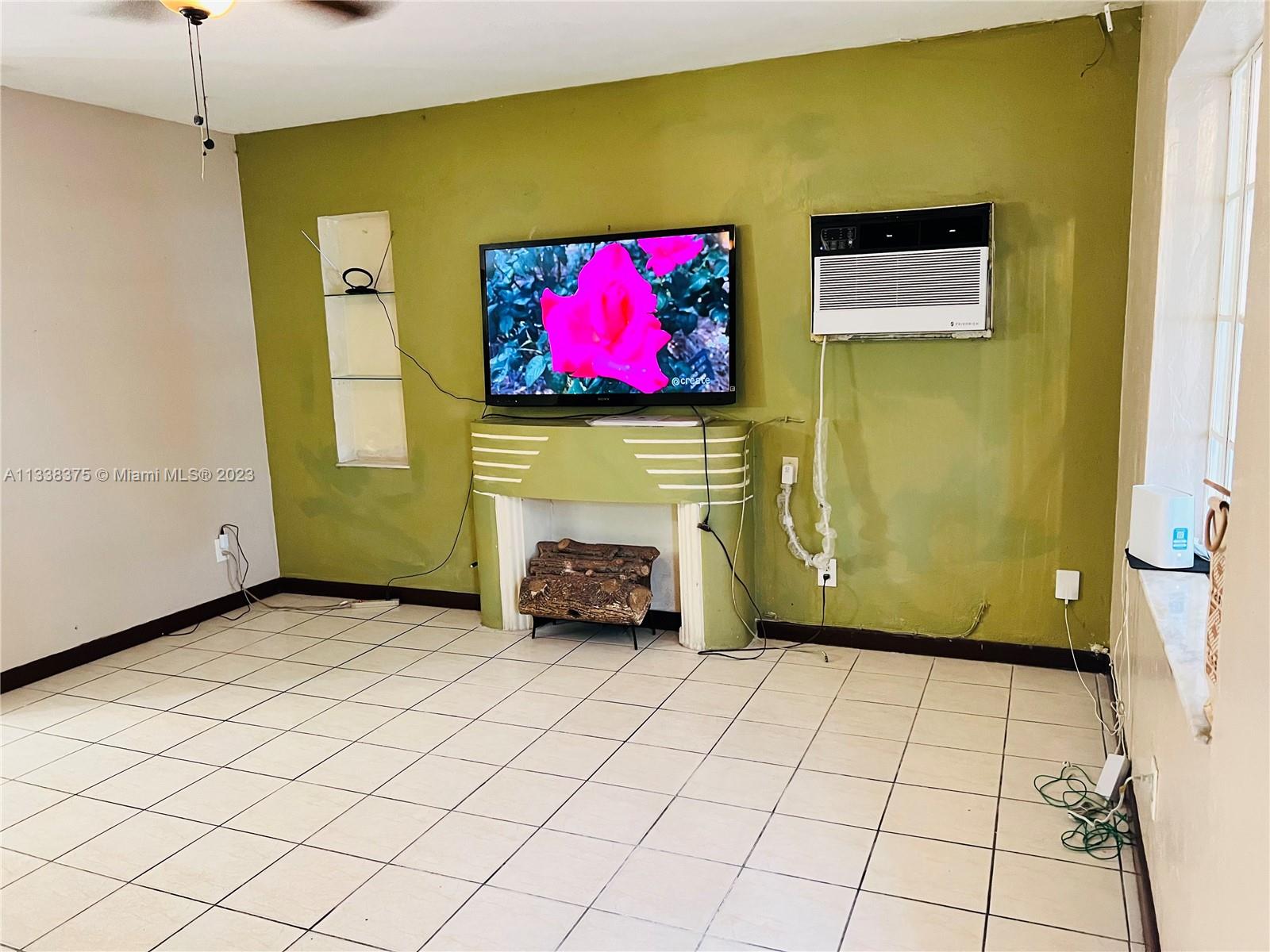 Listing Photo 18