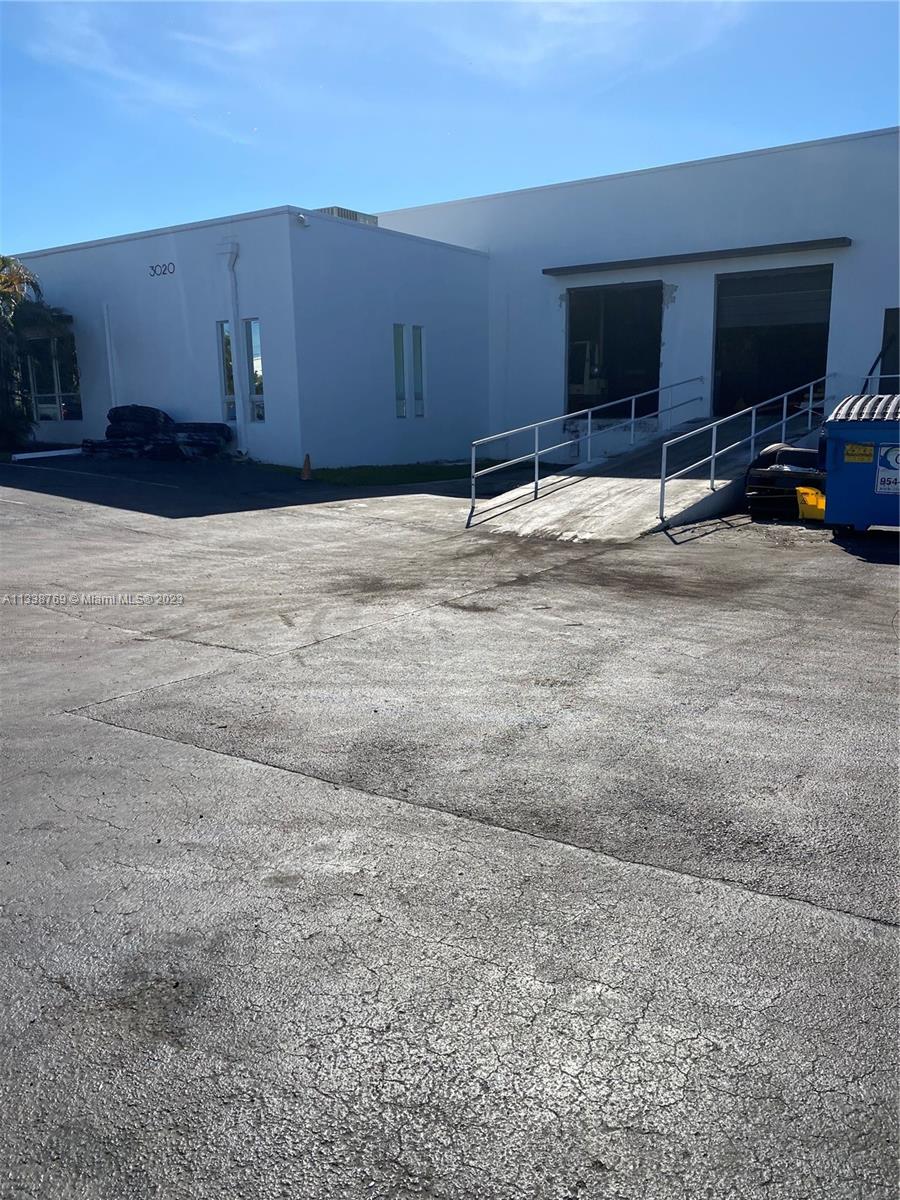 3040 Gateway Dr, Pompano Beach, FL 33069