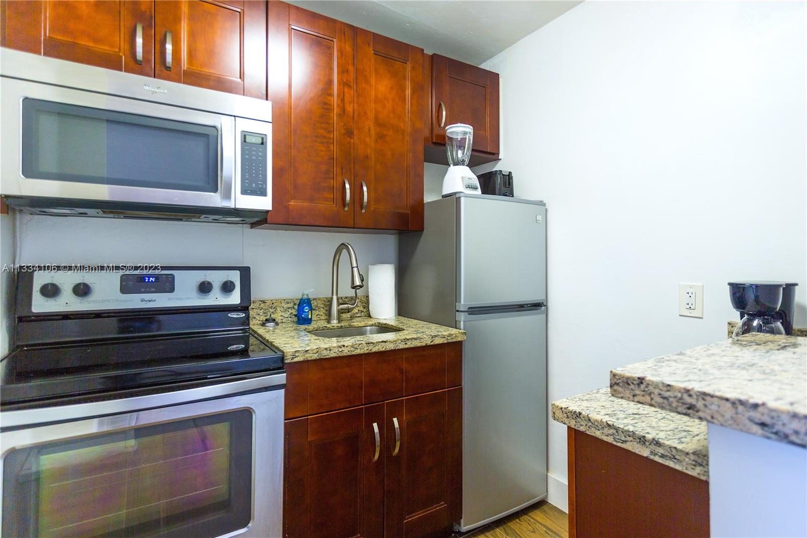 kitchen w/ SS appliances