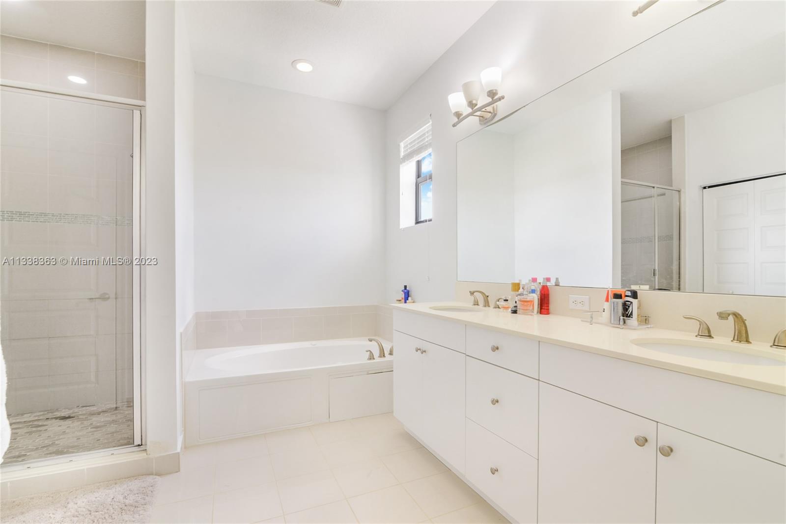 Listing Photo 14
