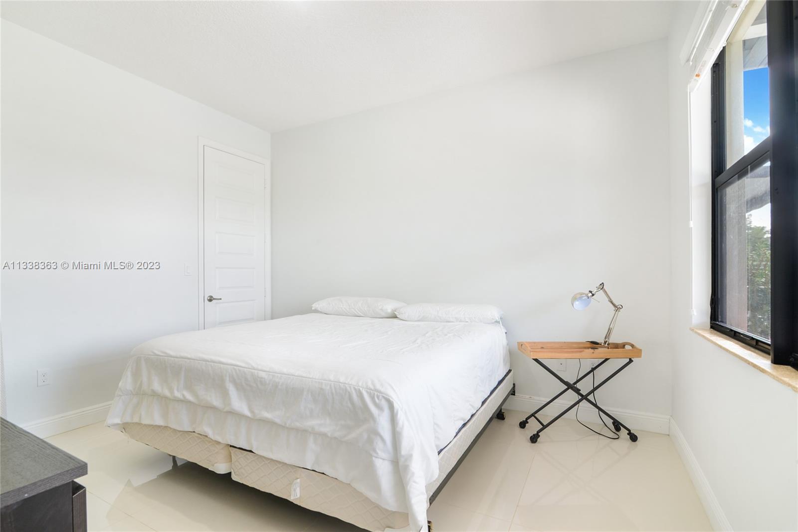 Listing Photo 7