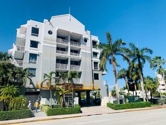 2642  Collins Ave #302 For Sale A11339066, FL