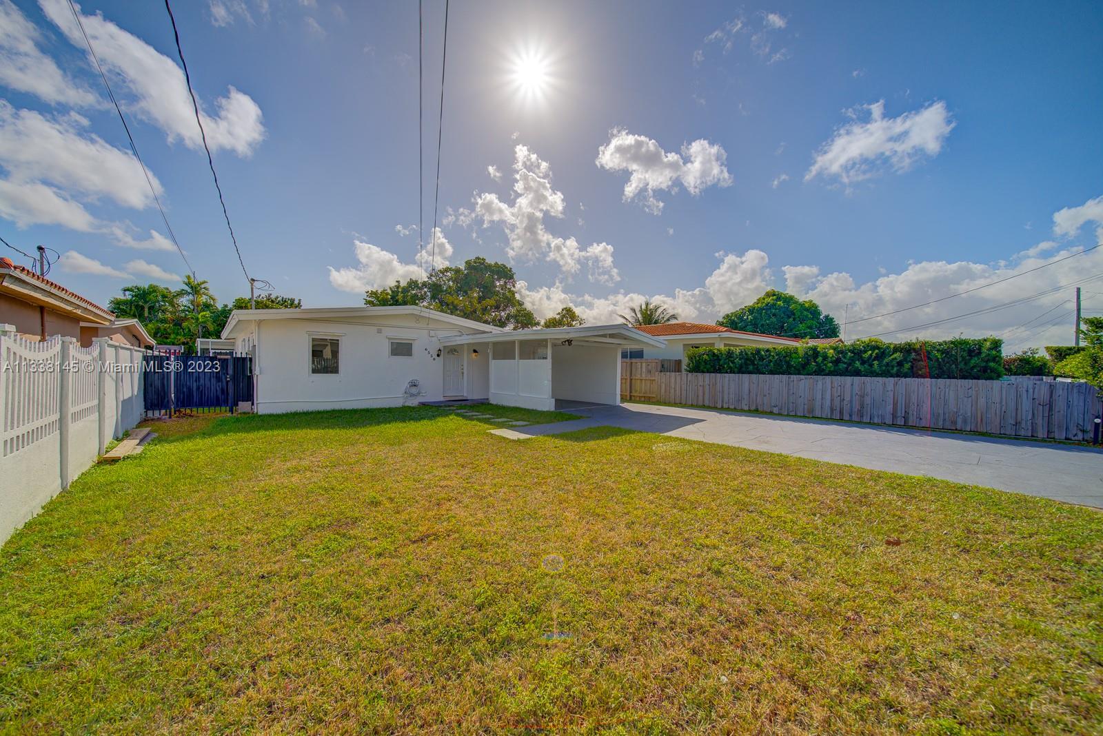 Listing Photo 12