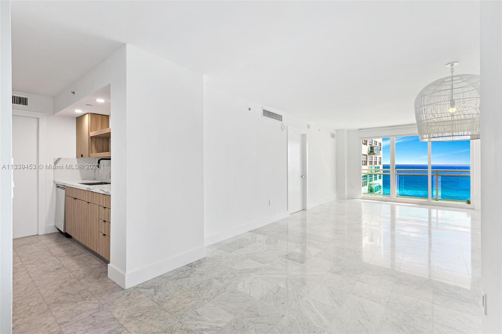 6917 Collins Ave 1009, Miami Beach, FL 33141
