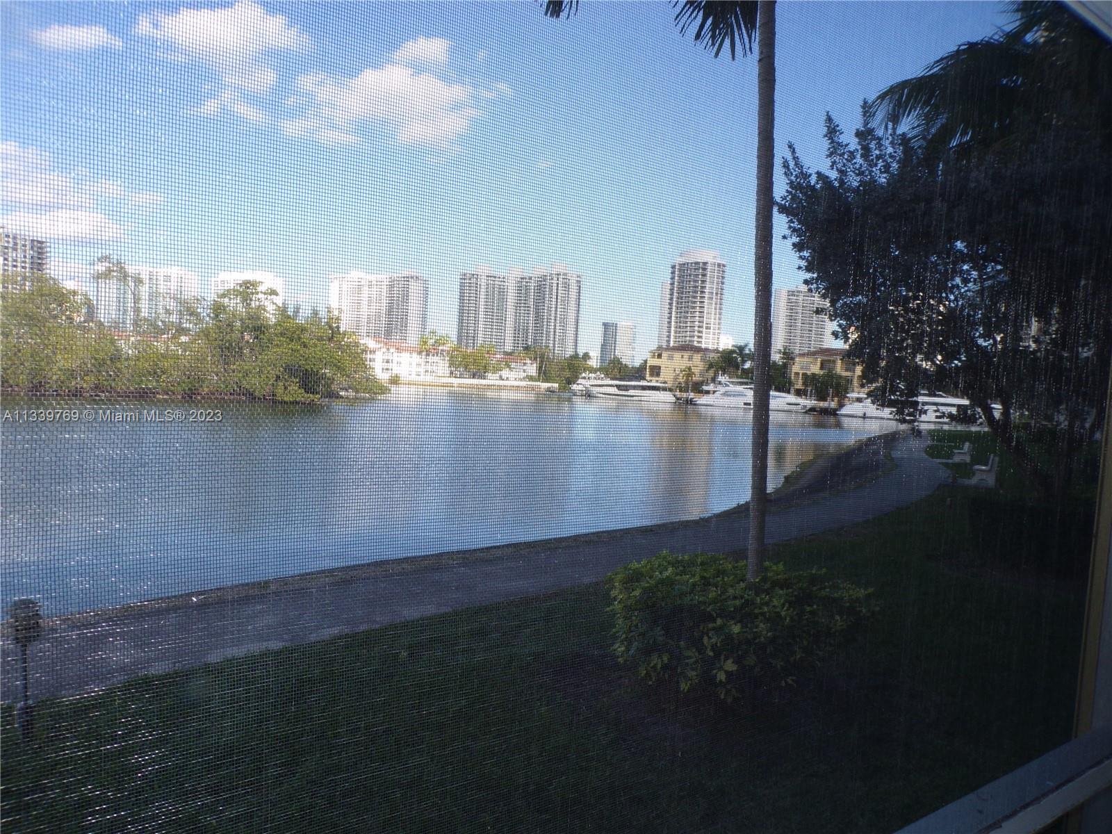 3030 Marcos Dr T101, Aventura, FL 33160