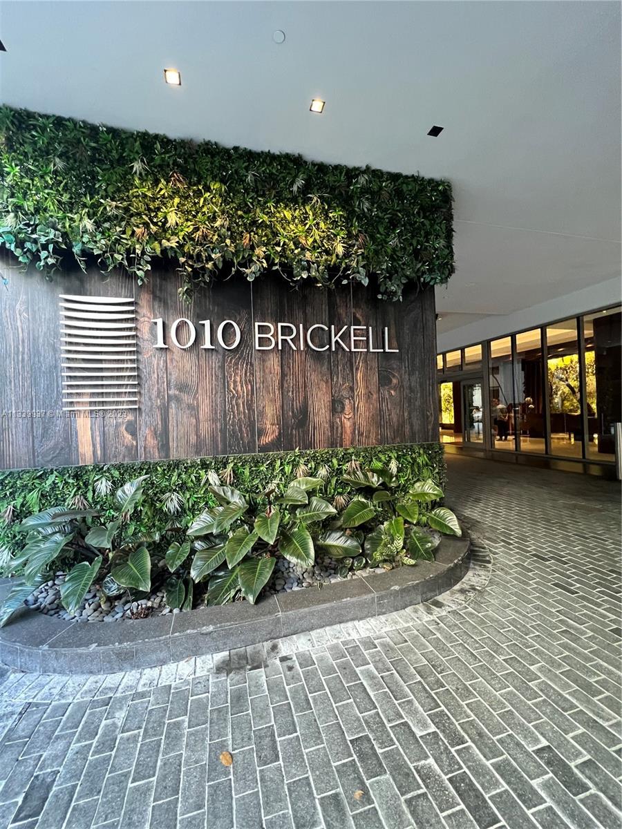 1010 Brickell Ave 3405, Miami, FL 33131
