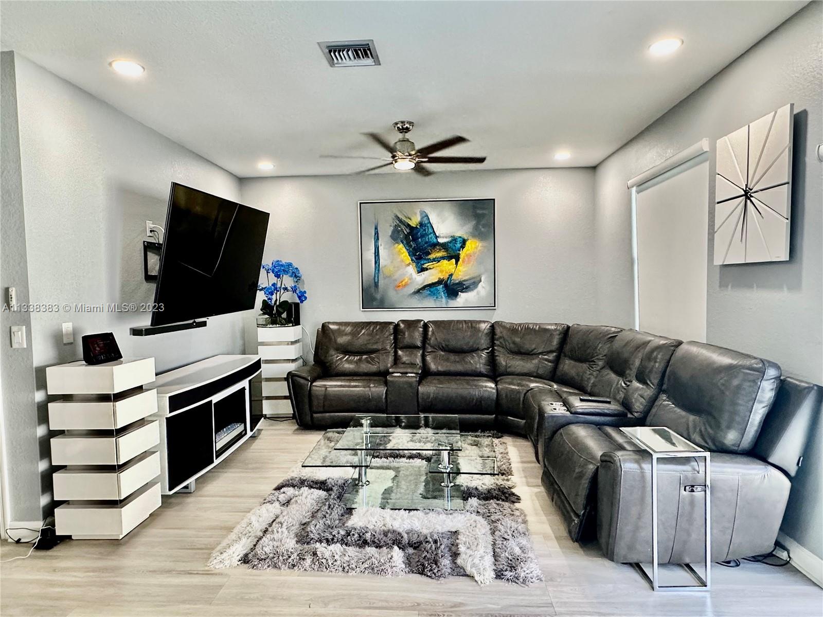 20912 NE 2nd Ct