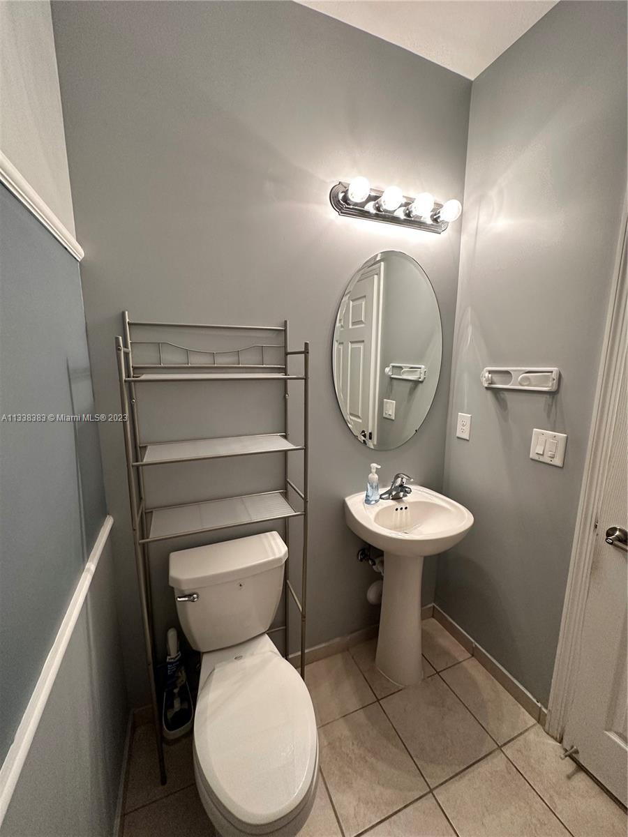 20912 NE 2nd Ct