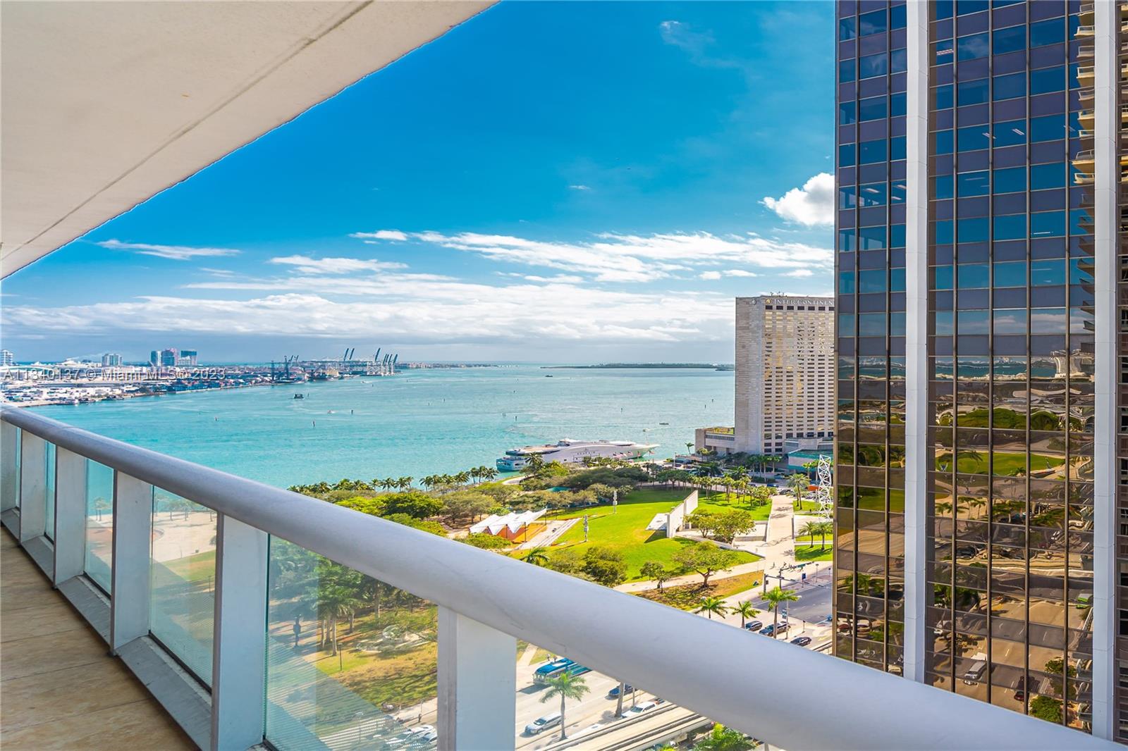 50 Biscayne Blvd 2311, Miami, FL 33132