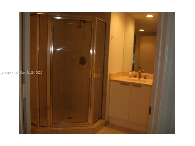 15051 ROYAL OAKS LN 603, North Miami Beach, FL 33181