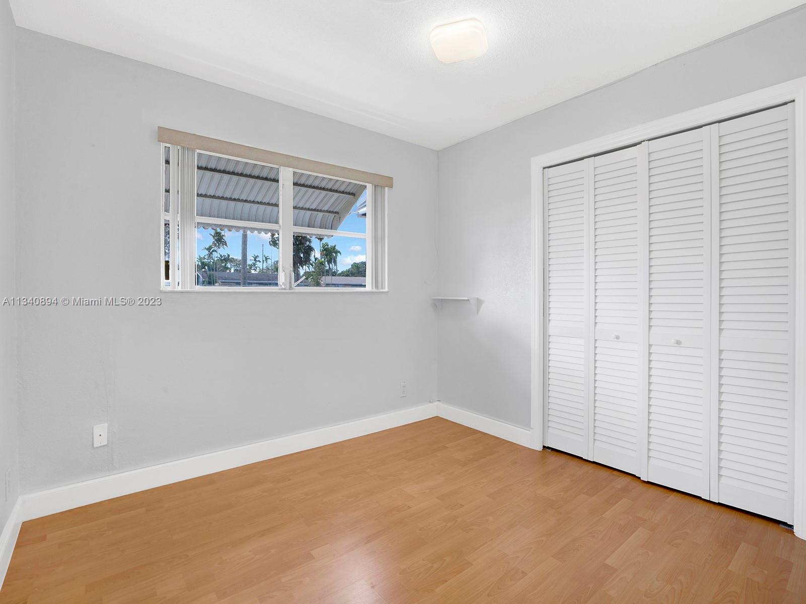 Listing Photo 14