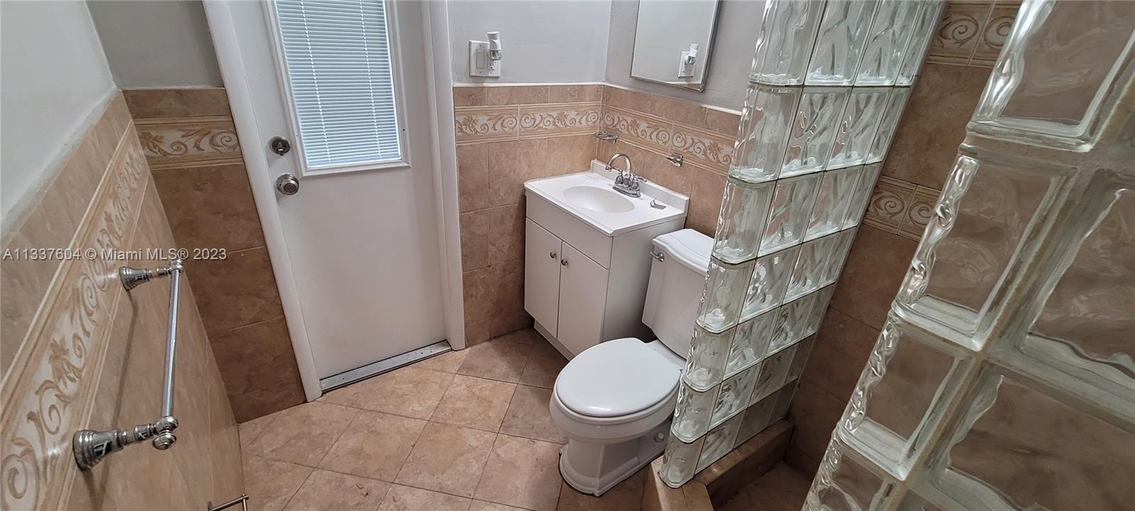 Listing Photo 6