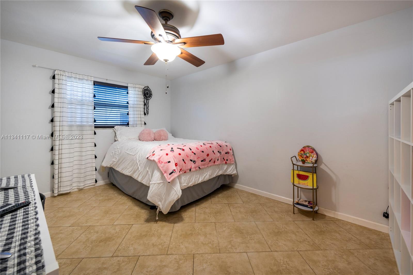 Listing Photo 17