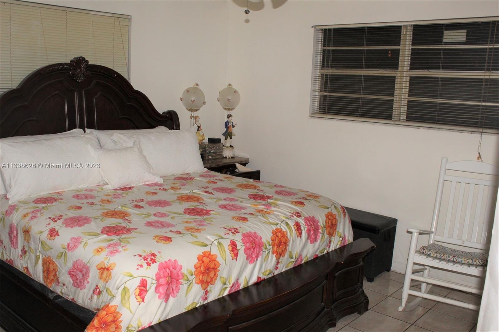 Listing Photo 10