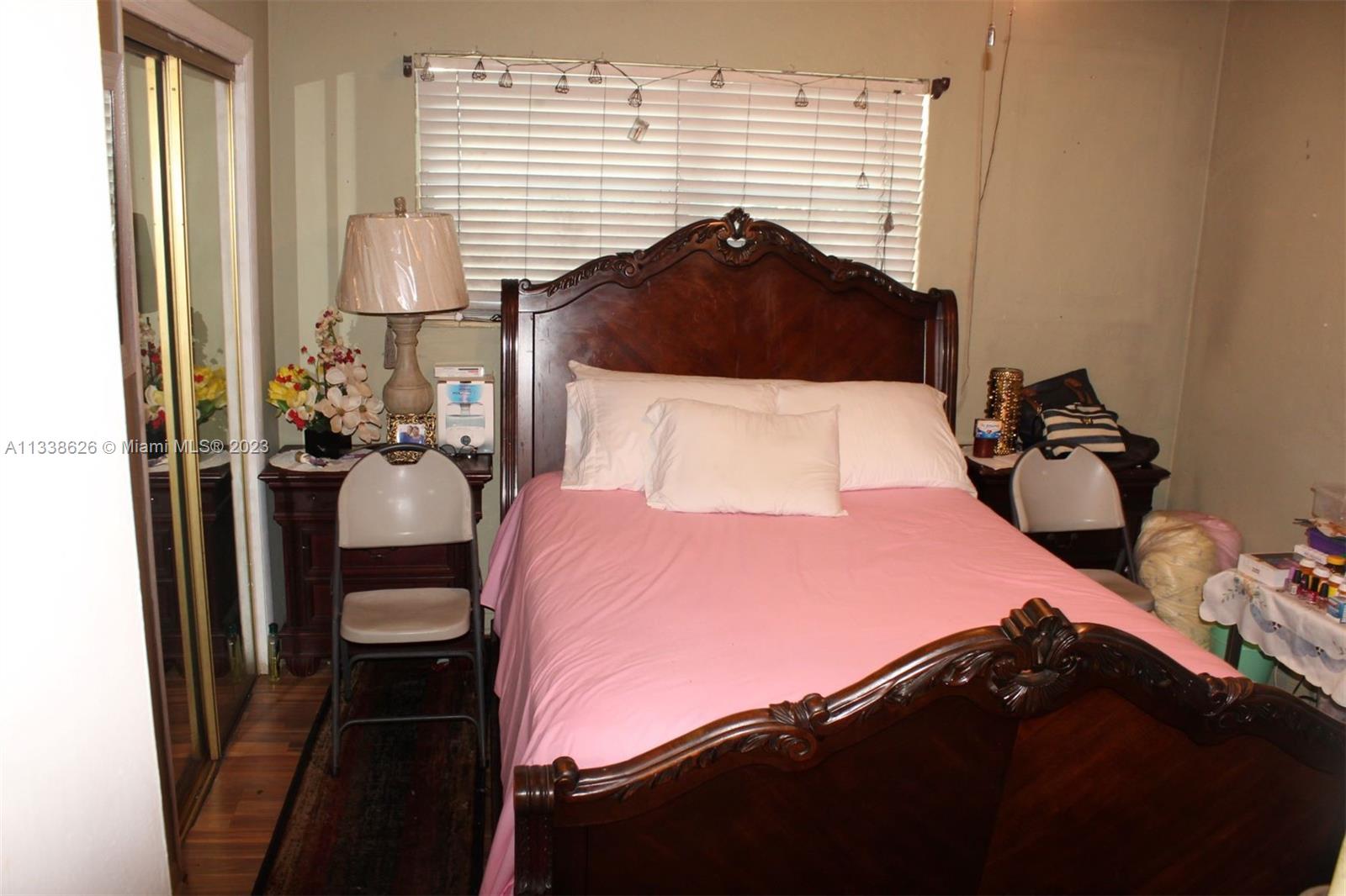 Listing Photo 11