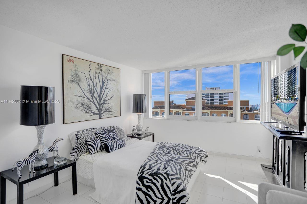 SECOND BEDROOM WITH OCEAN AND WATERWAY BOATING SUNSET OCEAN VIEWS