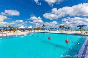 FULL SUNNY RESORT STYLE ON-THE-SAND POOL