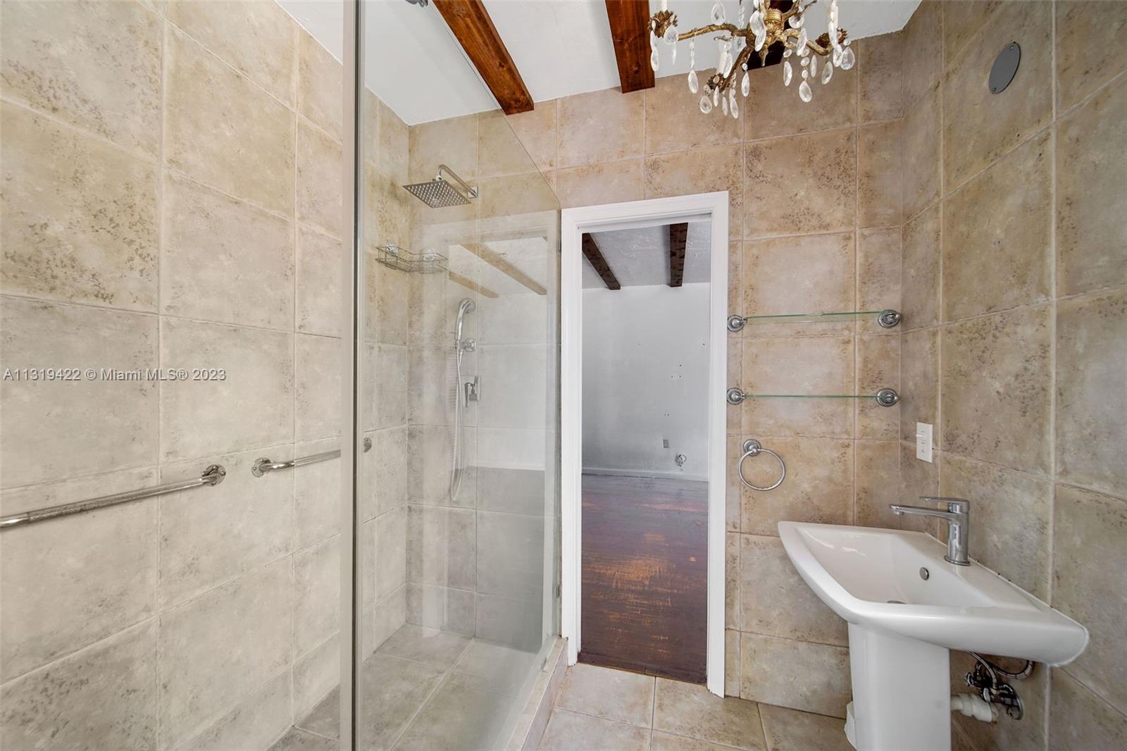 Listing Photo 15