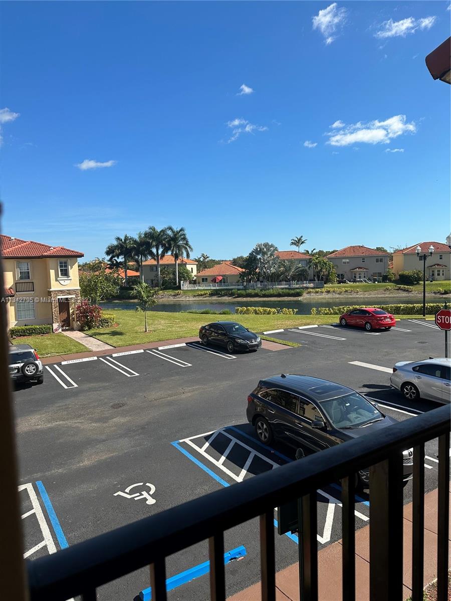 1720 NE 33rd Ave 201-5
