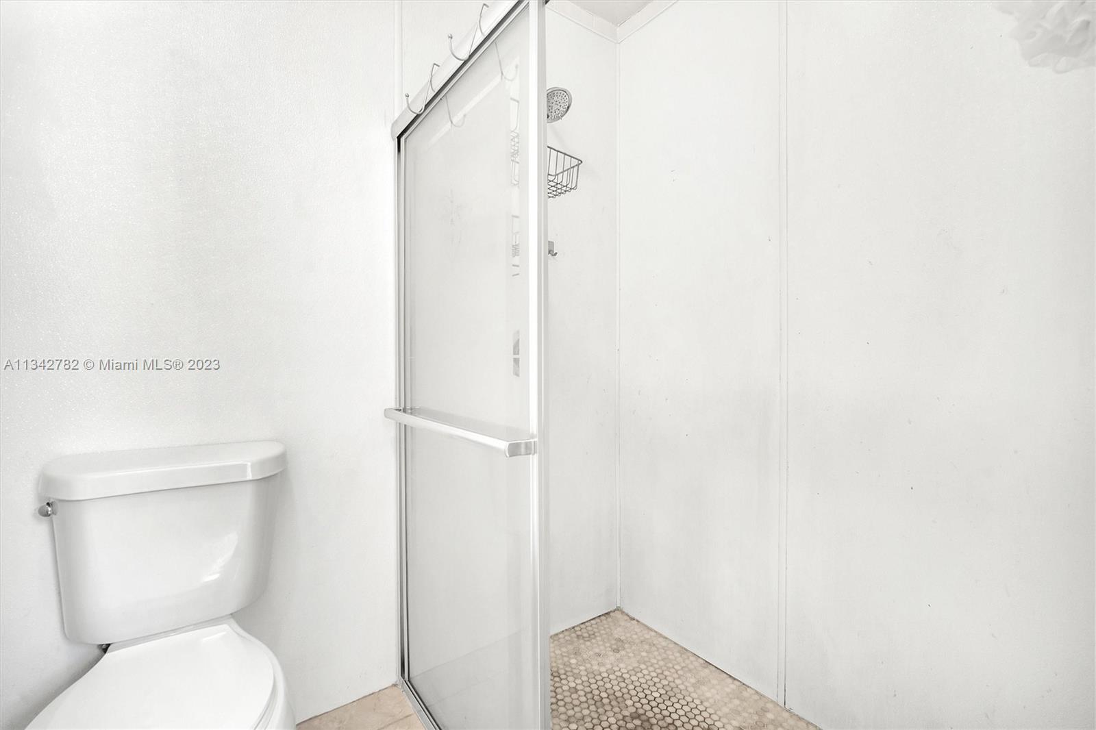 Listing Photo 16