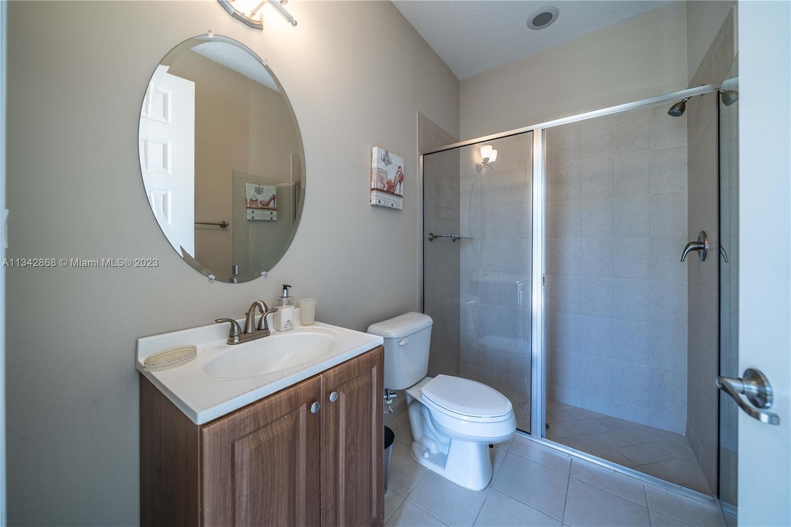 Listing Photo 17