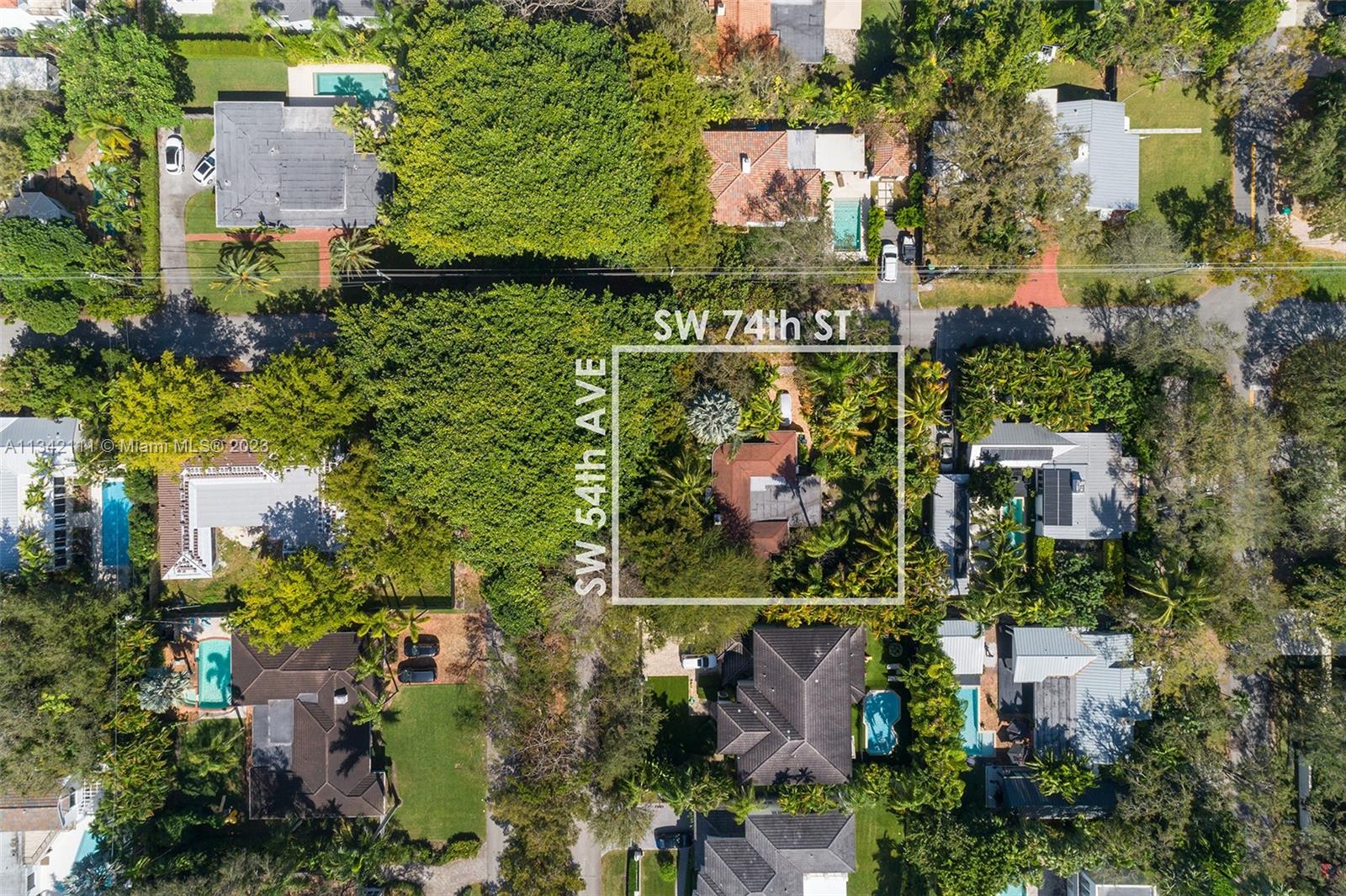 7401 SW 54th Ave  For Sale A11342111, FL