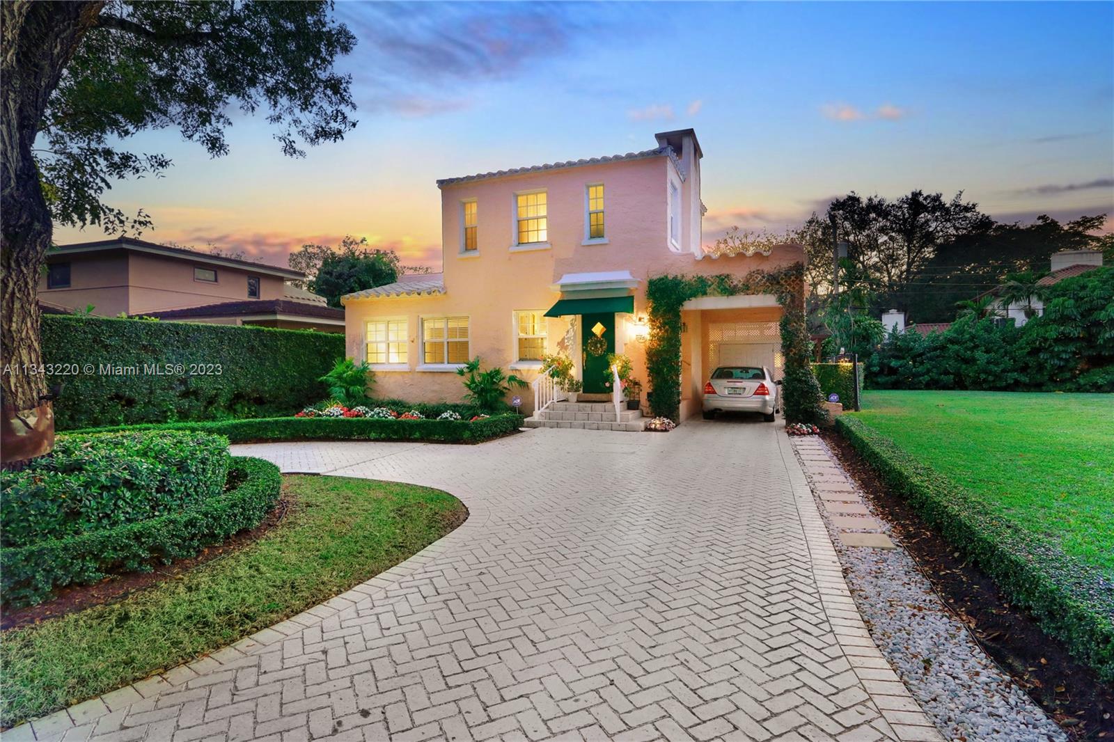 3920 Durango is a prime opportunity to renovate a fire-damaged home in one of Coral Gables’ most beloved neighborhoods, the Golden Triangle! Located on a 5,370 square foot lot, the property features a main home plus guest house.  Renovate to your preference to create your dream Coral Gables home!