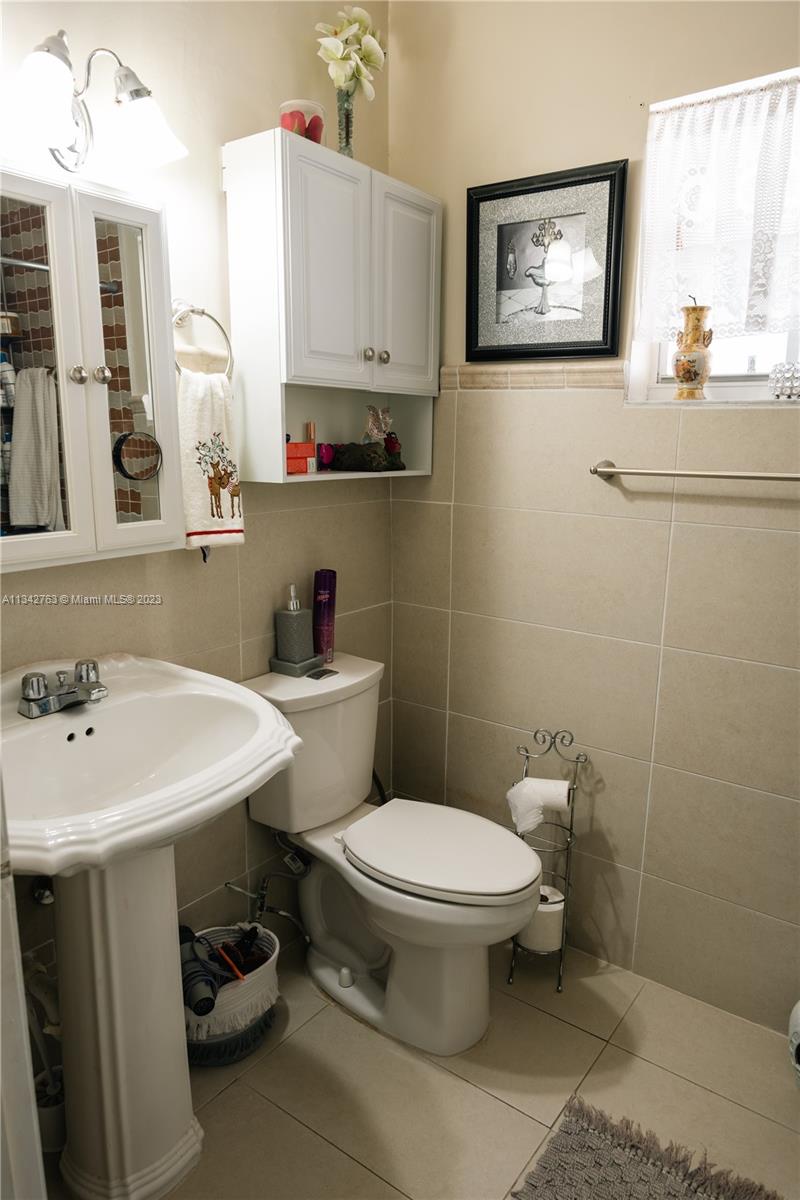 Listing Photo 6