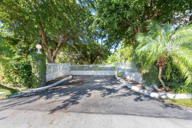 12820 SW 62nd Ave  For Sale A11343258, FL