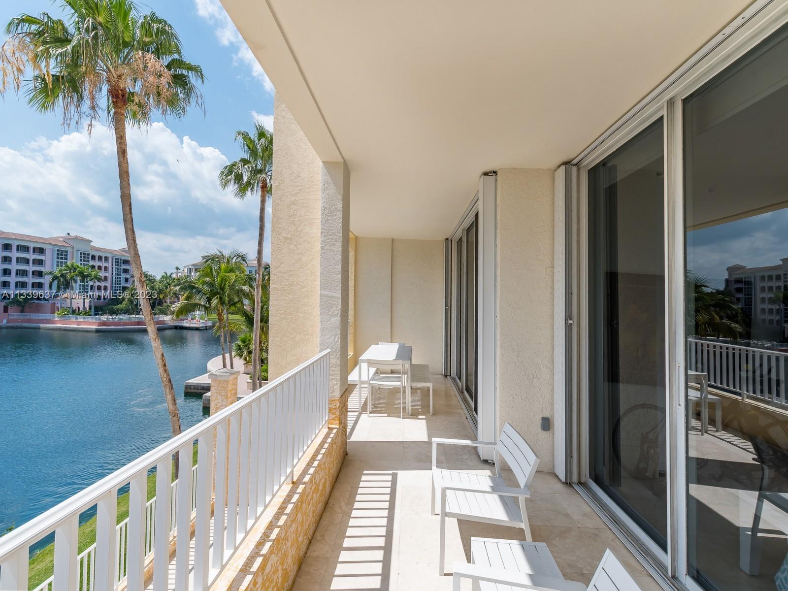 713  Crandon Blvd #304 For Sale A11339637, FL