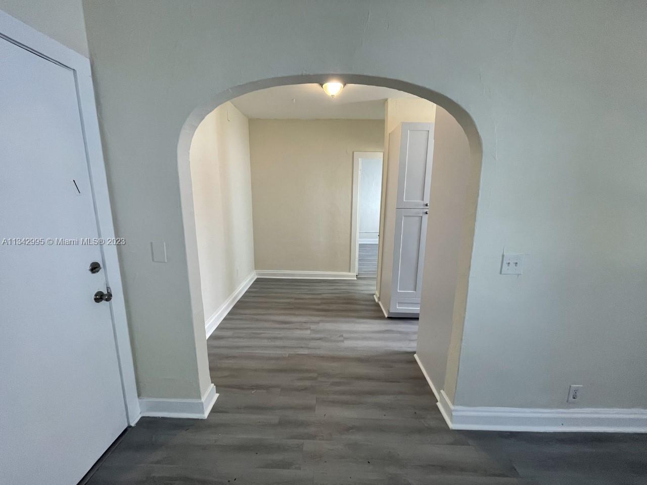 Listing Photo 7