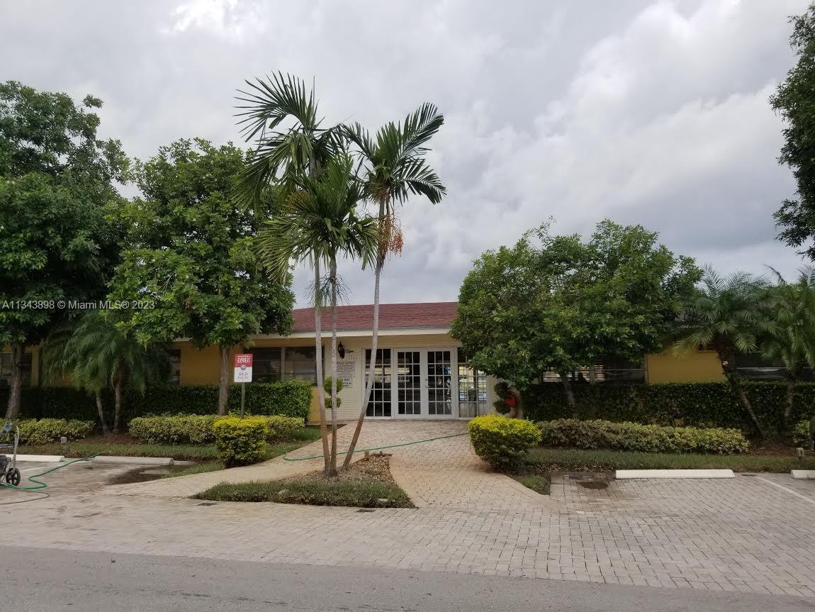 20201 NE 29th Ct #D333 For Sale A11343898, FL