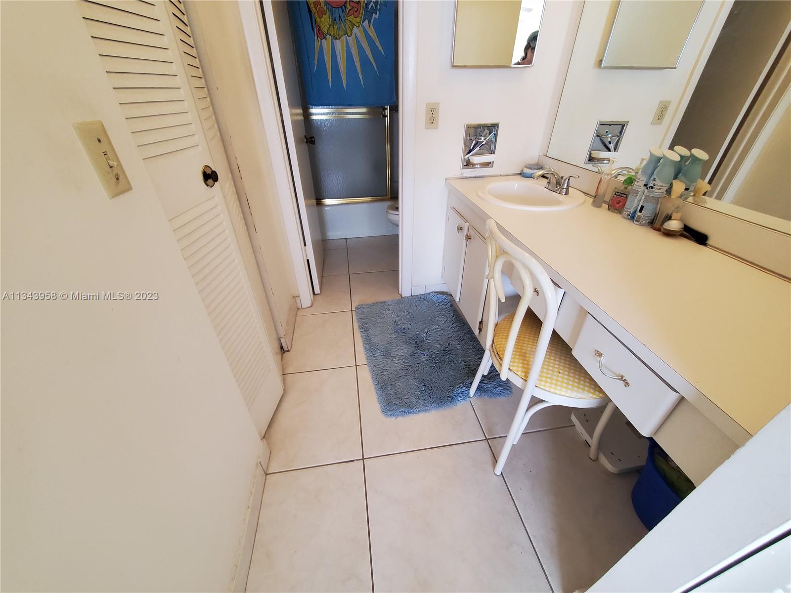 Listing Photo 6