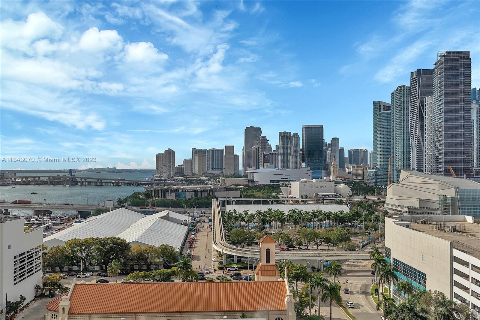 Southern view of the Intercoastal and Downtown Miami from the 317 SF balcony.